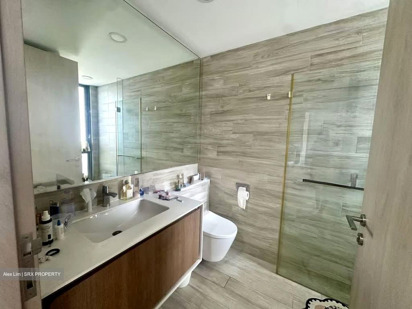 J Gateway (D22), Condominium #605368551